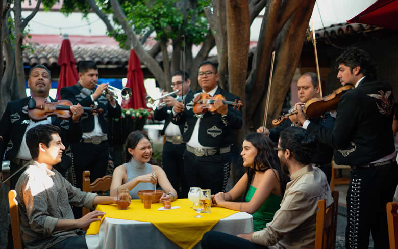 mariachis_en_atlixco_aniversarios